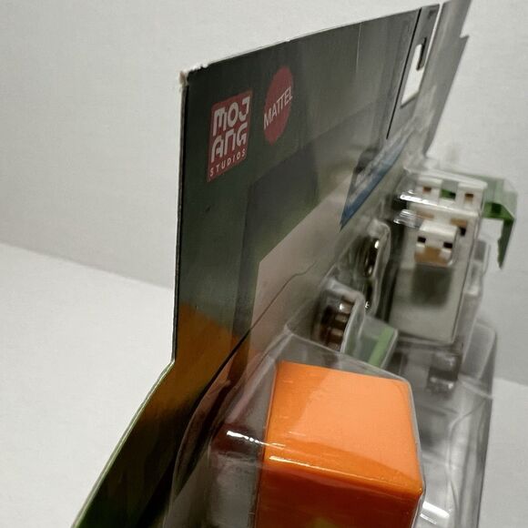 Minecraft Alex And Llama Deluxe Figure- 3.25" Figure - Picture 12 of 15